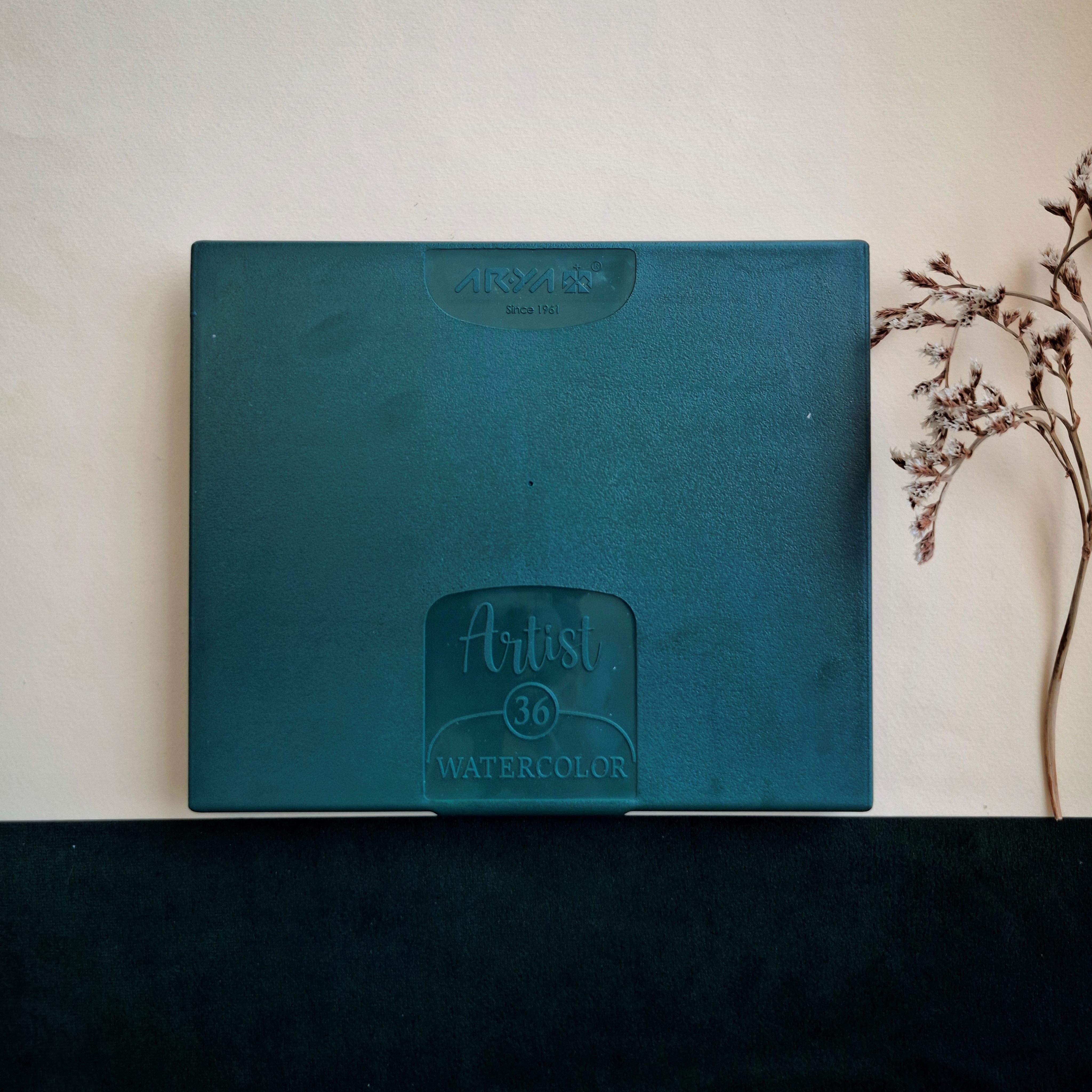 آبرنگ 36 رنگ آریا آرتیست-نوشت افزار اکباتان