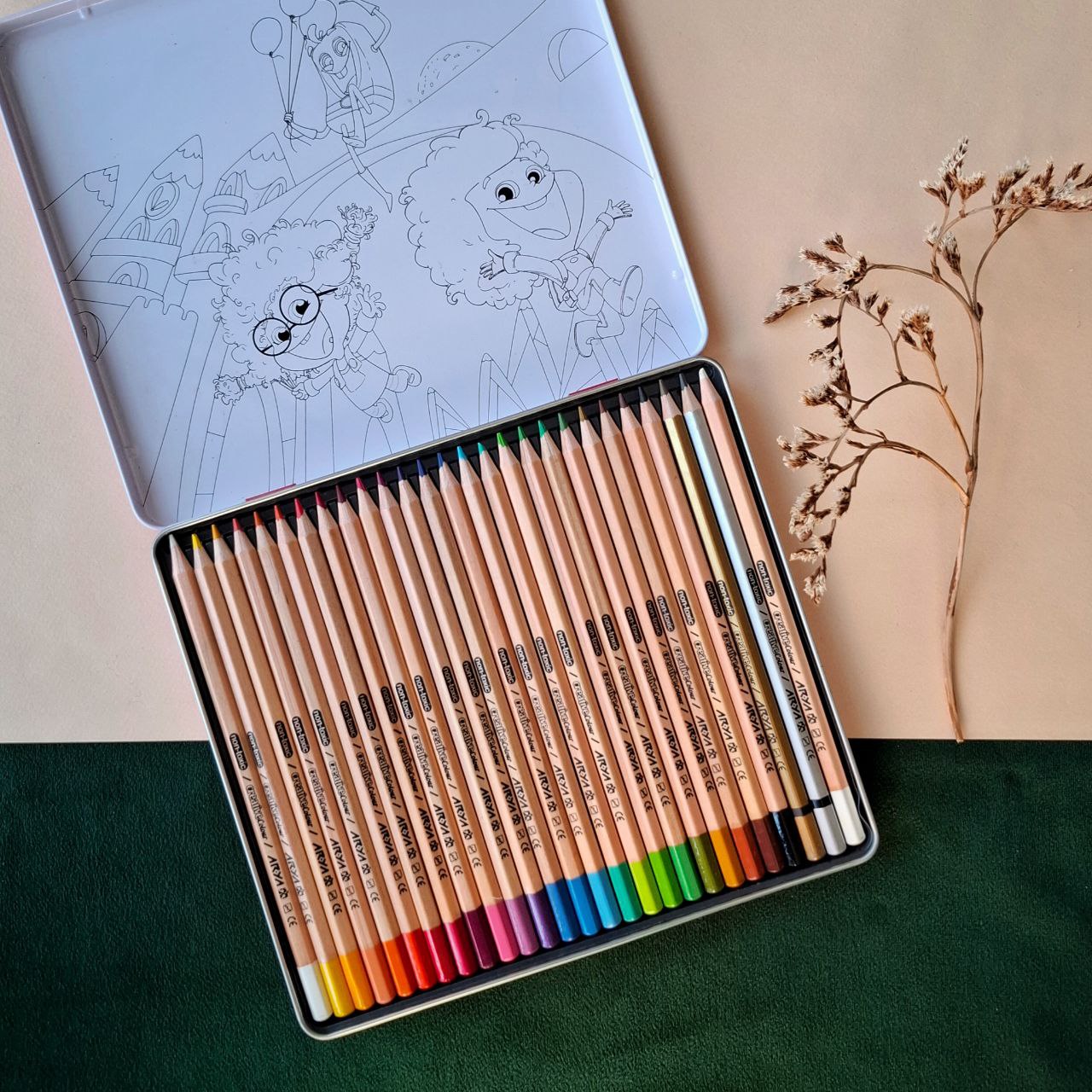 مداد رنگی 24 رنگ جعبه فلزی آریا-نوشت افزار اکباتان